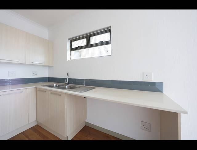 3 BEDROOM APARTMENT FOR SALE IN FOURWAYS